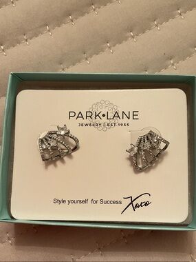 Park Lane Madison huggie Earrings